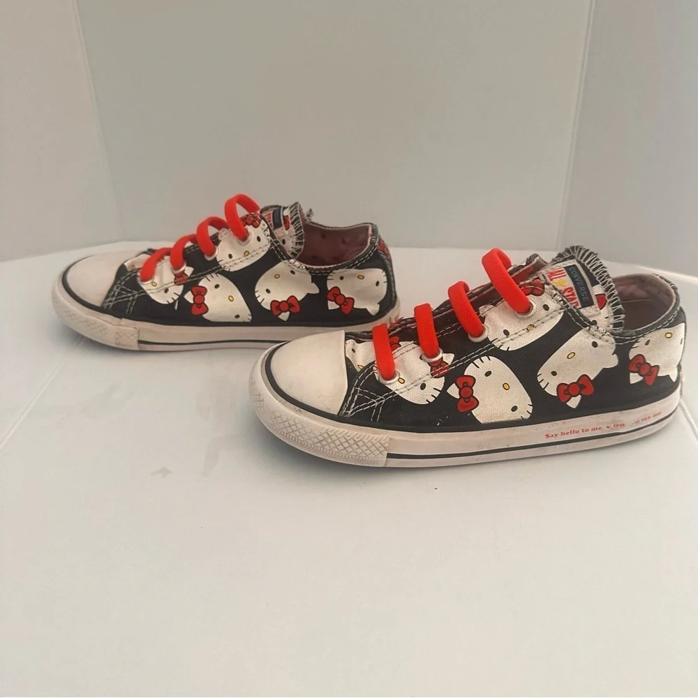 Rare Converse Hello Kitty Chuck Taylor Toddler Black Low Top Sneakers Size 10